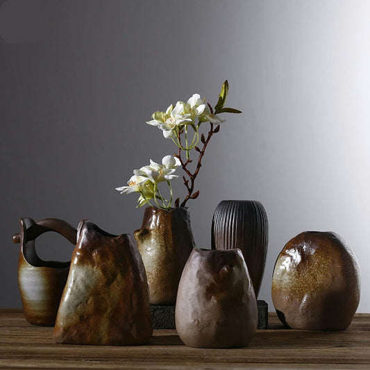 Doce Casa - Uneven Ceramic Vase