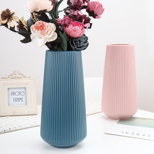 Doce Casa - Plain Plastic Vase
